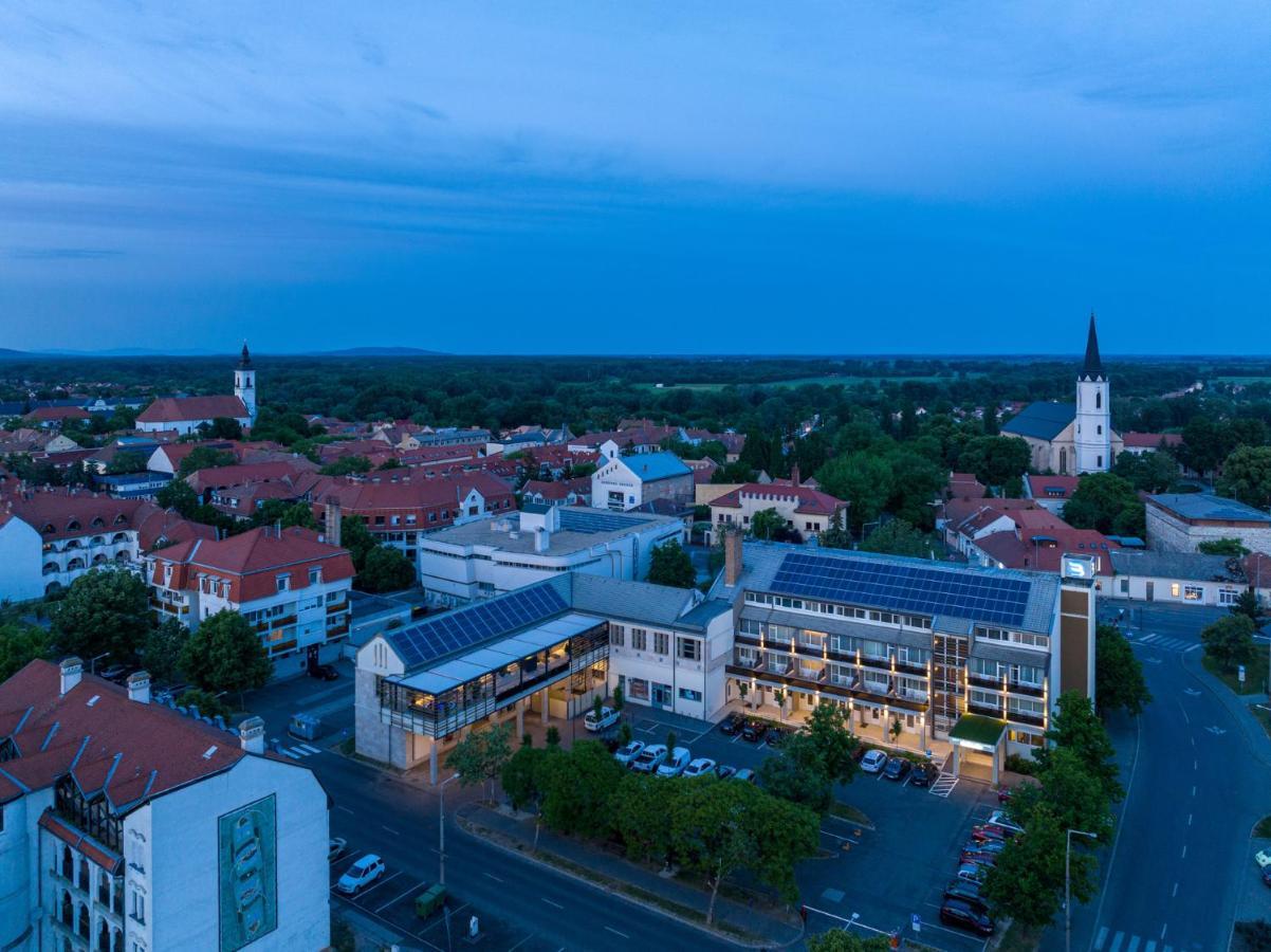 Hotel Bodrog Wellness & Elix Spa Sárospatak Exterior foto