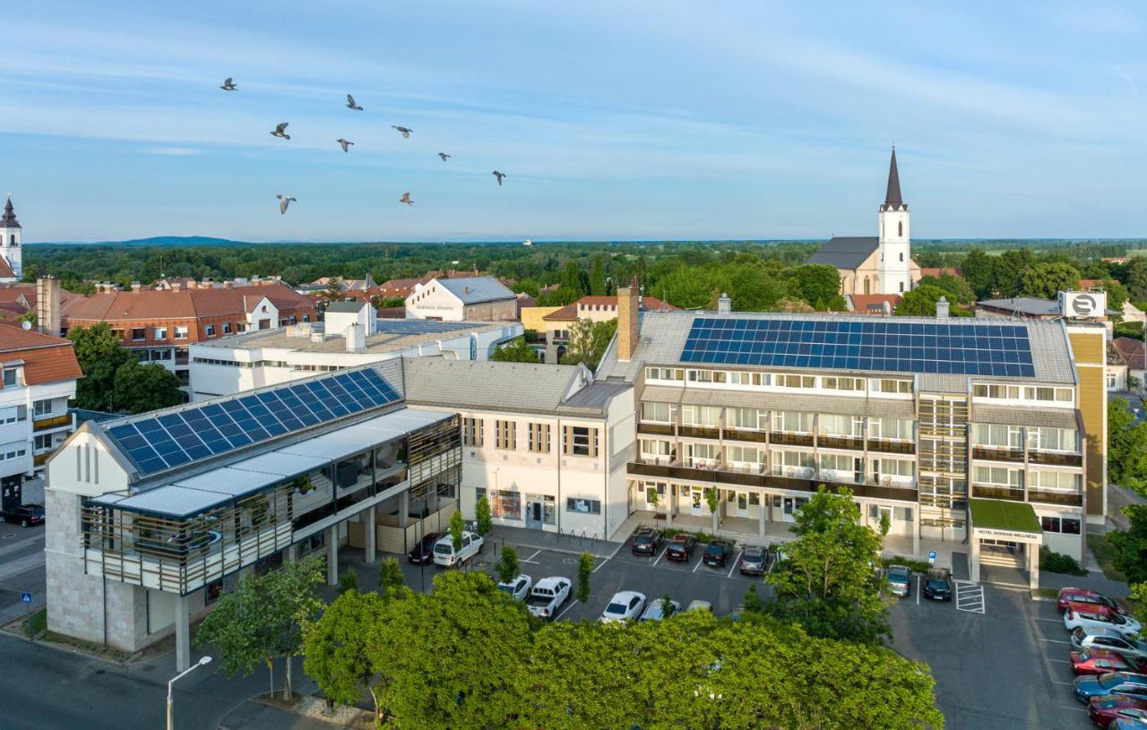 Hotel Bodrog Wellness & Elix Spa Sárospatak Exterior foto